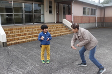 投げ方を教わりました